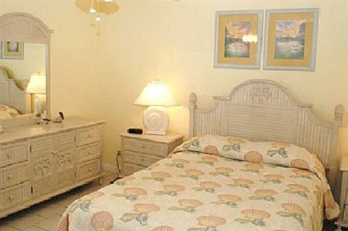 Pelican Beach Villas Марш-Харбор Экстерьер фото
